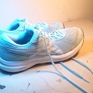 Women's Asics Gel Conteno 7 Size  9.5
